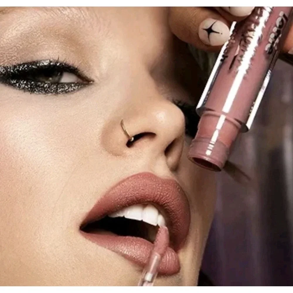 Lottie X Harley Quinn Transforming Lipstick Matte‎ To Glitter #LHQ024 Wanted 107